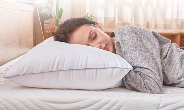 How to Choose the Most Comfortable Pillow for Your Sleep Style