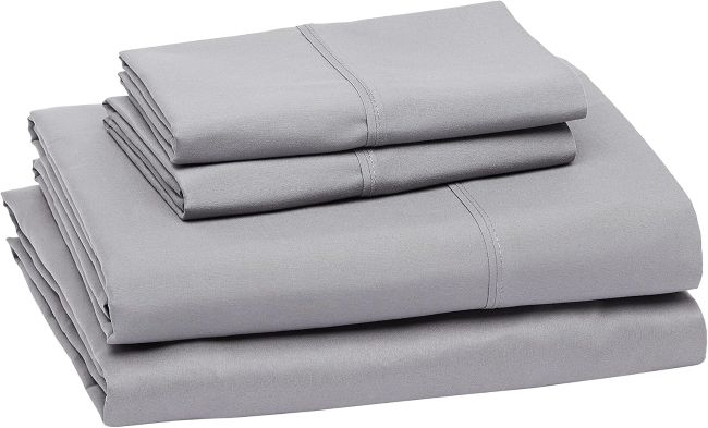 Affordable Amazon Basics microfiber sheet set with soft fabric for everyday bedding